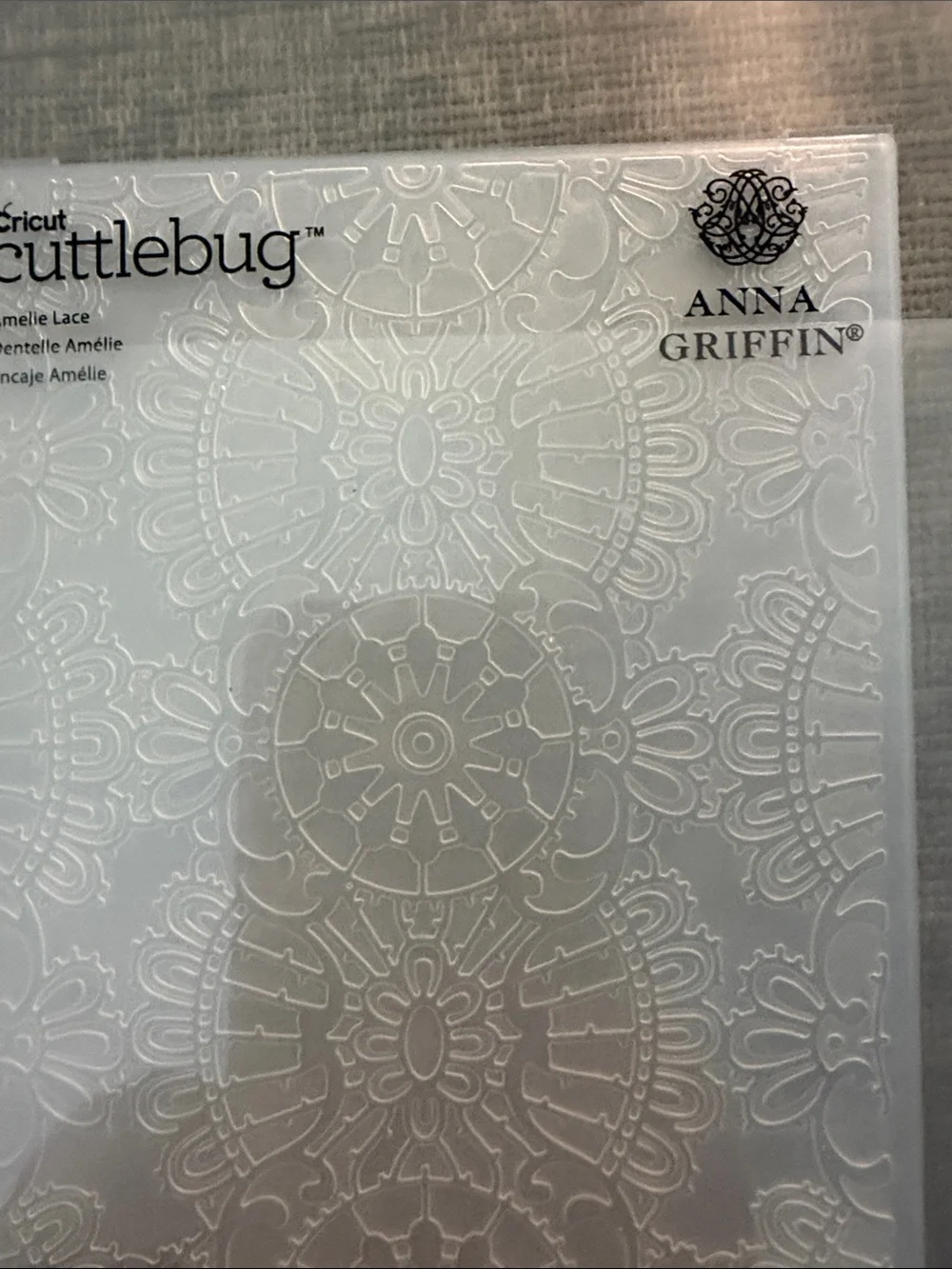 Cricut Anna Griffin Amelie lace embossing Folder